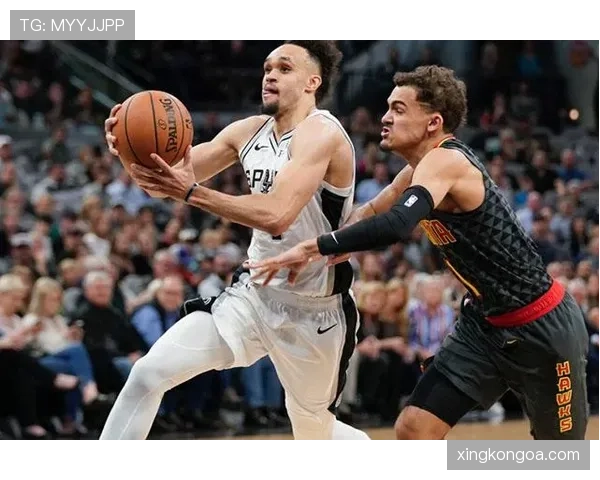 德斯蒙德·班恩三分稳定性提升显著 拉开球队外线空间效率提高